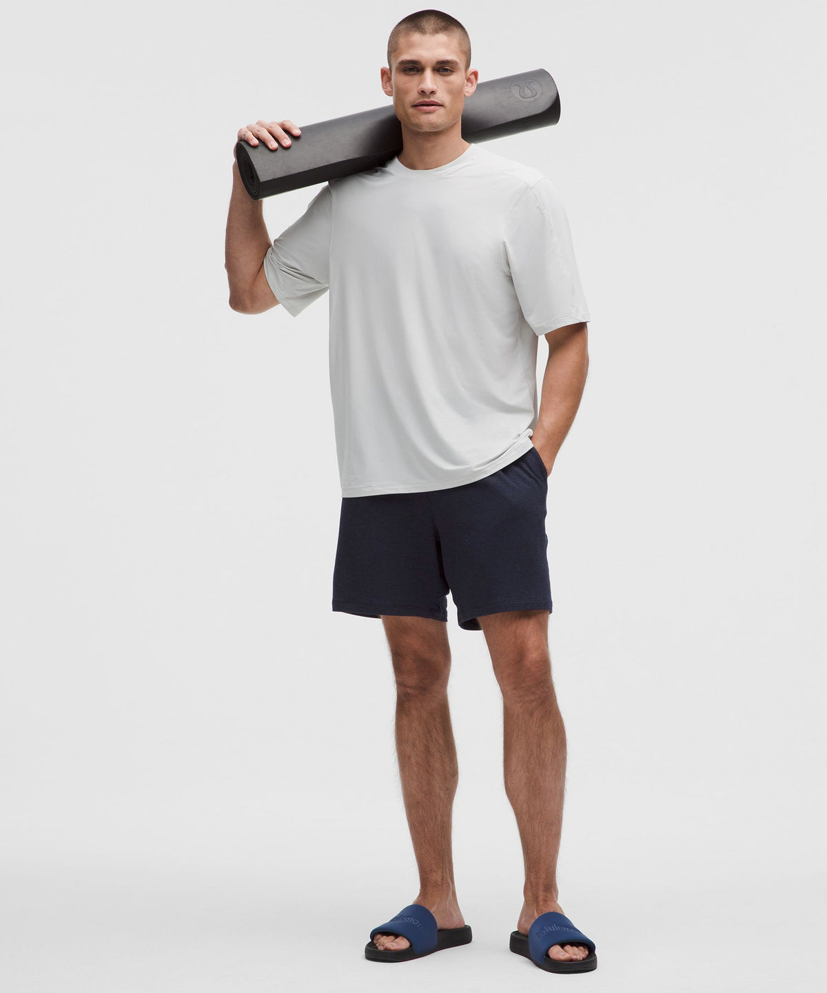 BeCalm Relaxed-Fit Short 7"