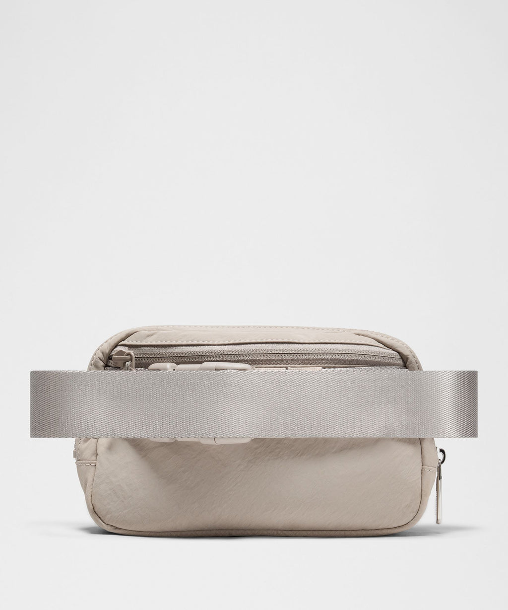 Everywhere Belt Bag 1L