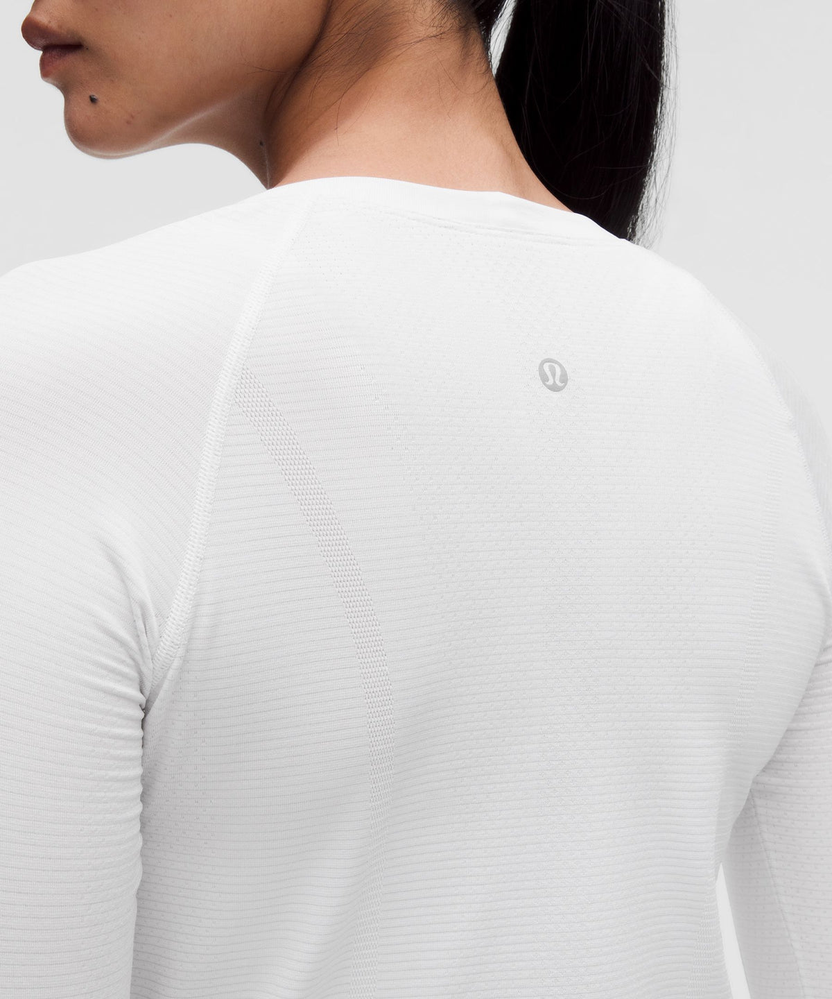 Swiftly Tech Long-Sleeve Shirt 2.0Hip Length