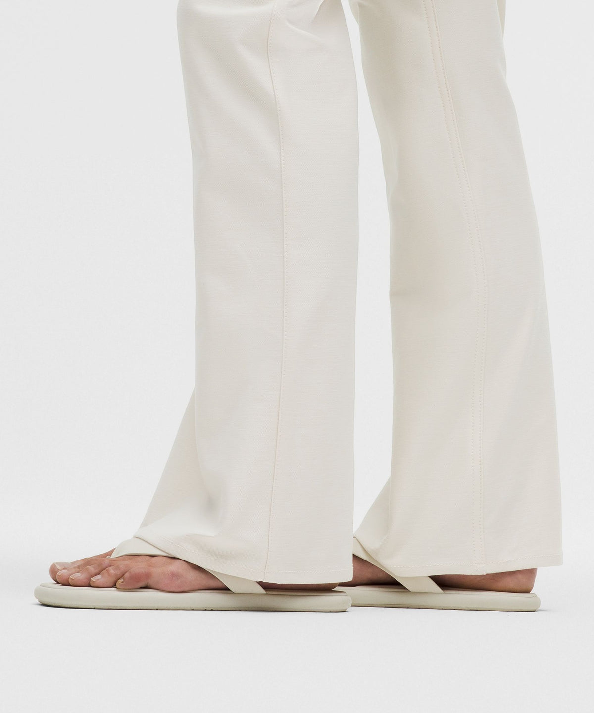 EasyFive High-Rise Subtle-Flare PantRegular
