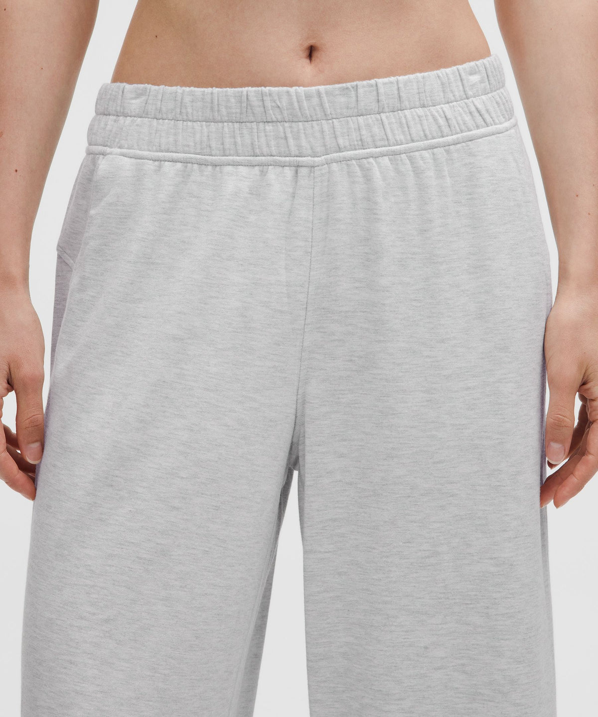BeCalm Mid-Rise Wide-Leg Pant