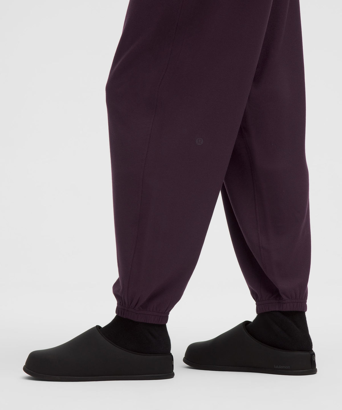 BeCalm Oversized Mid-Rise Pant
