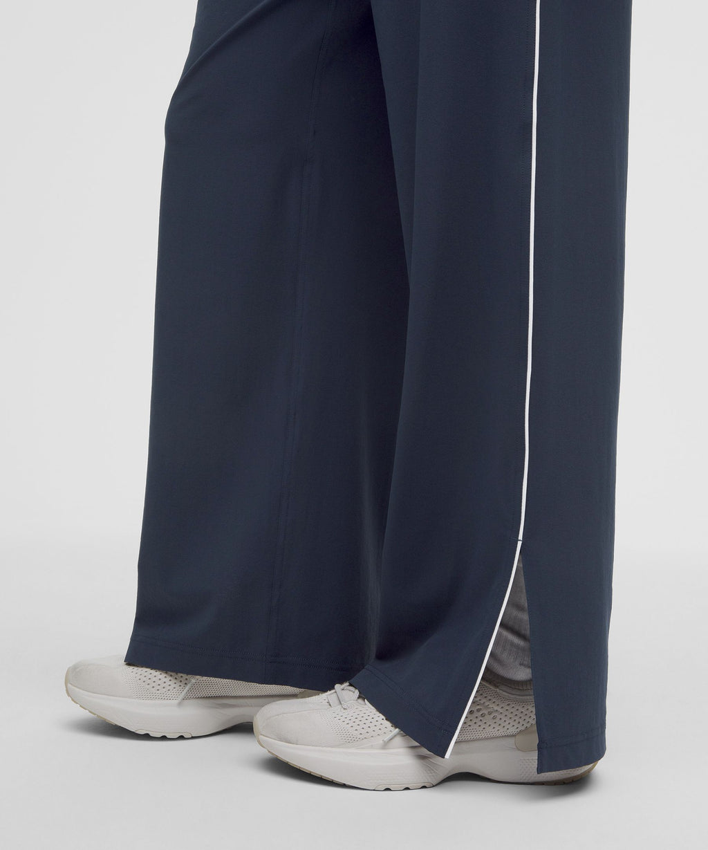 Court Rival Wide-Leg Track Pant RegularStitched Logo