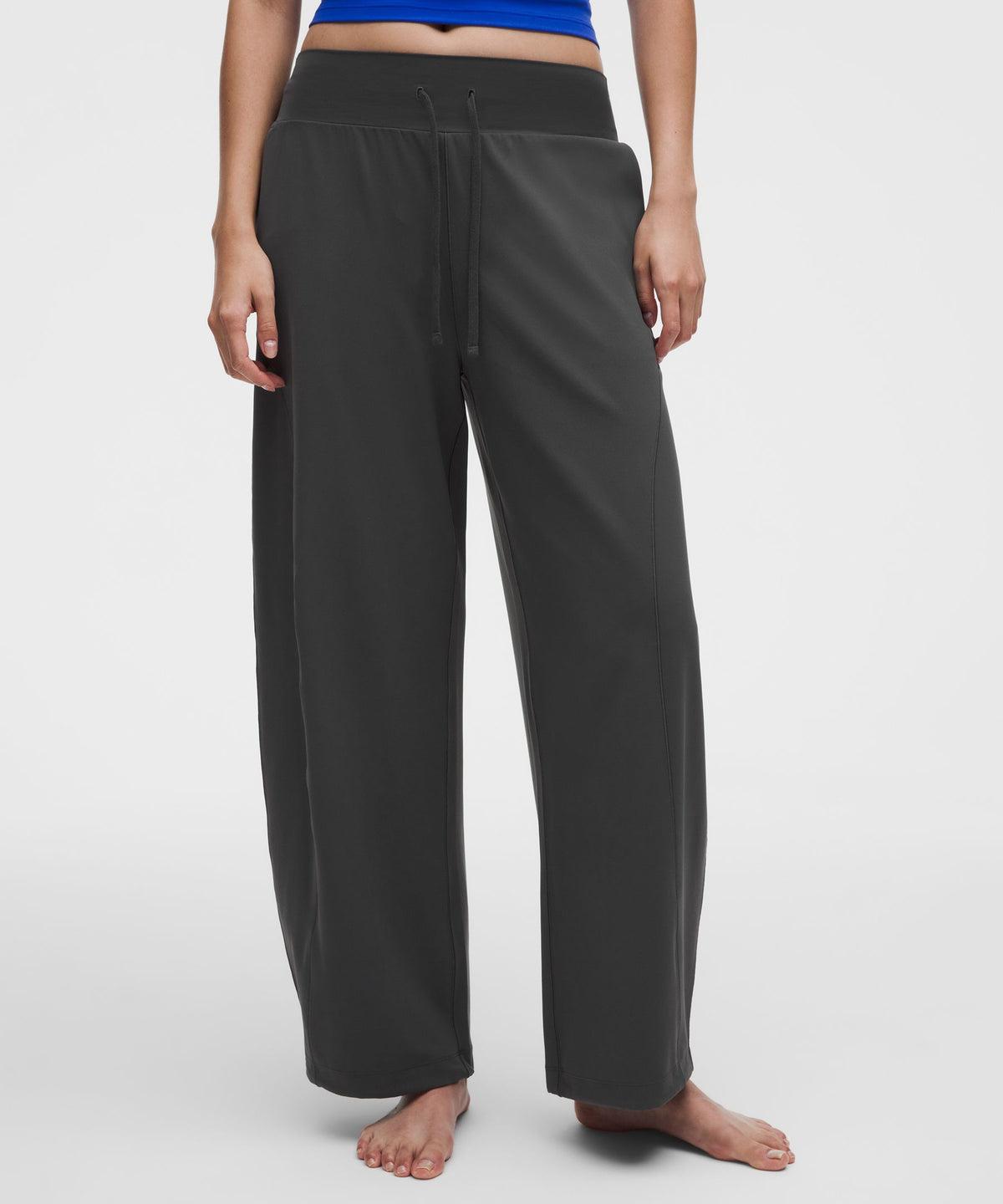 Groove Low-Rise Relaxed Cinch PantShort