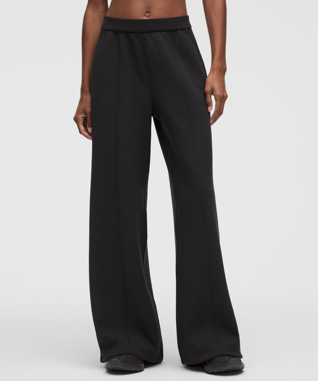 Smooth Spacer High-Rise Wide-Leg PantRegular