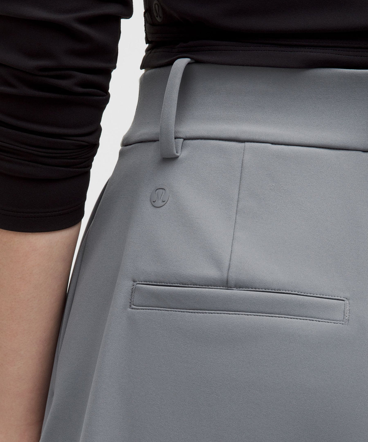 Daydrift Pleated High-Rise Short 7"