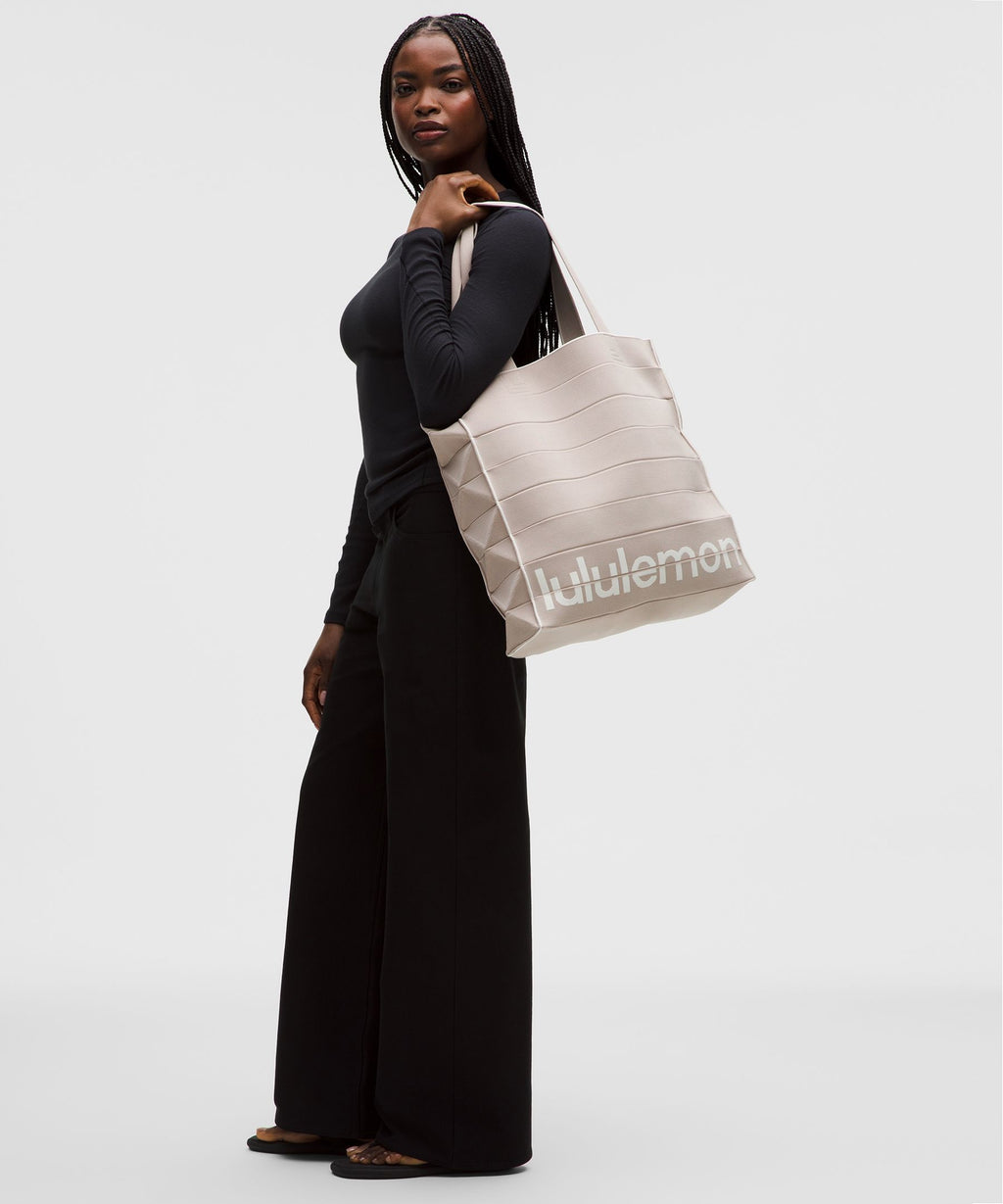 Fold It Hold It Tote Bag 22L